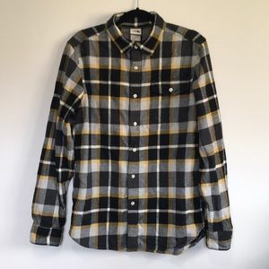 The North Face Men’s Flannel Button Down Shirt